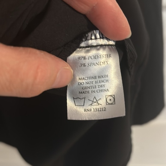 Michelle McDowell Basic Black Blouse. - Picture 5 of 5